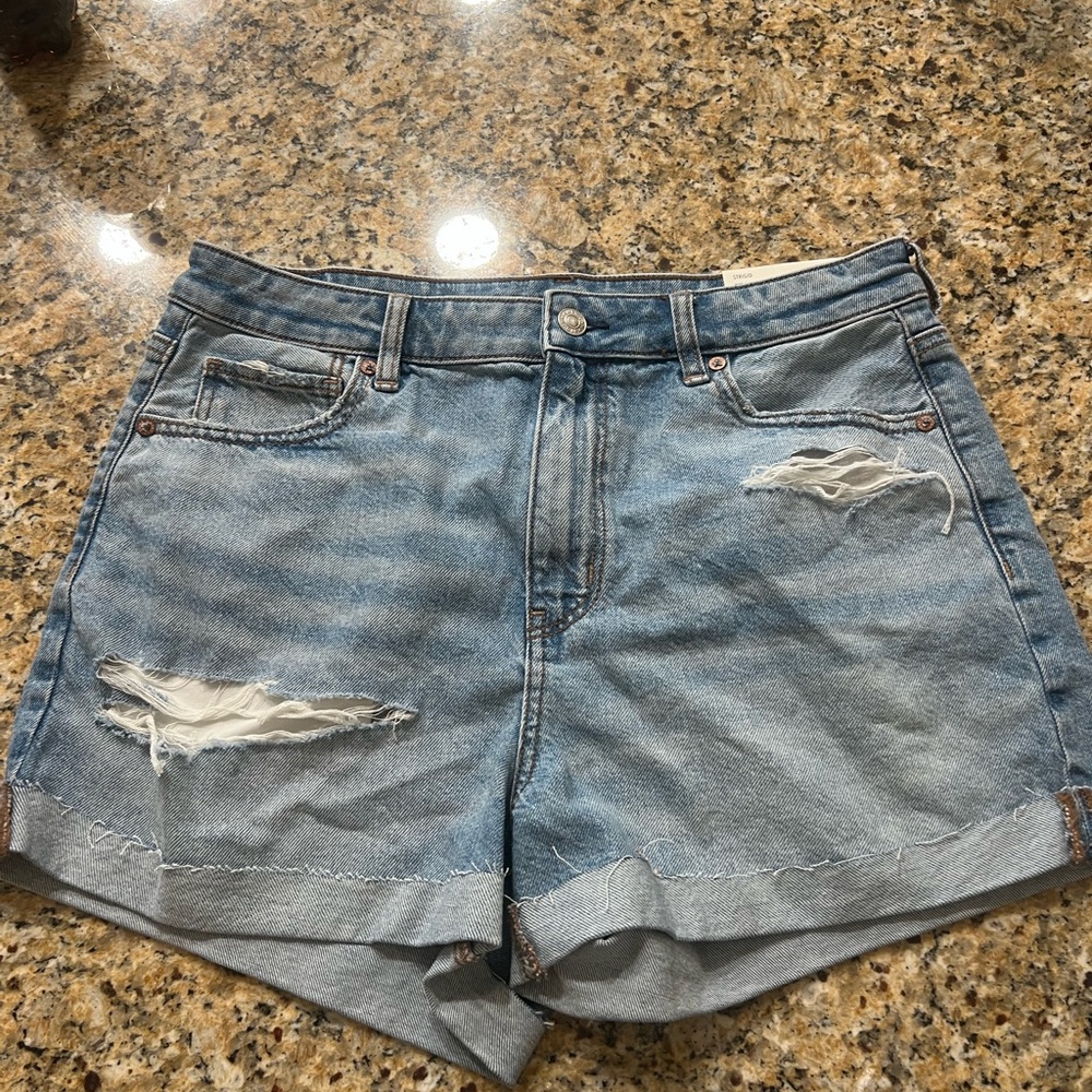 mom shorts